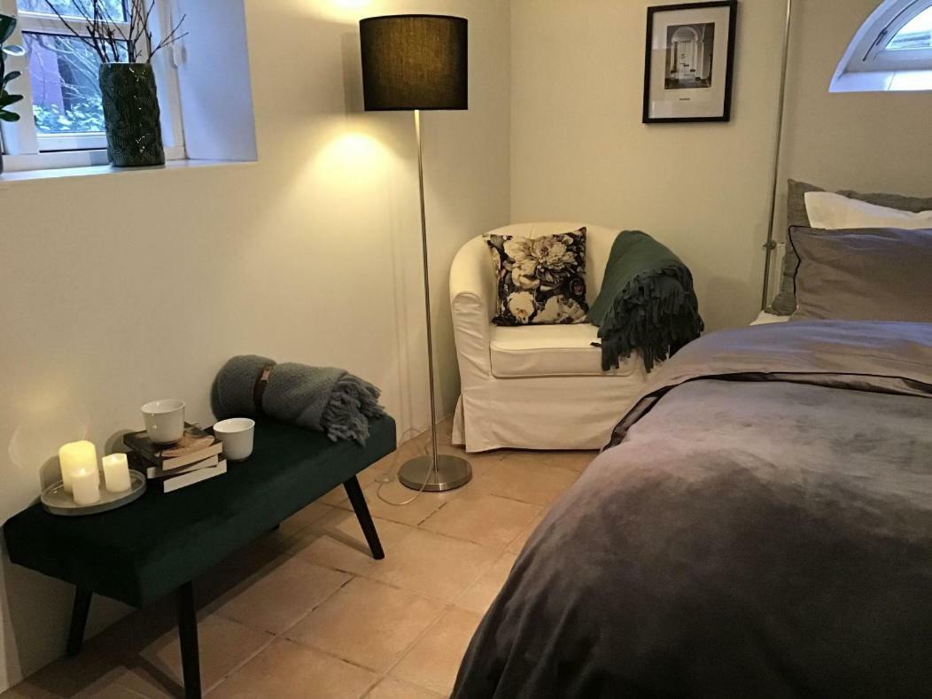 Special Offer,One Of Its Kind, Extremely Central In Herning, Danish Hosts, Extremely Clean, Very Quiet Street But A Stonethrough From Bars & Restaurants Apartment Exterior photo
